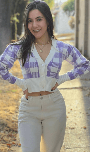 Sueter corto abierto en cuadros 2