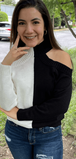 Sueter bicolor hombros descubiertos y cuello alto 3