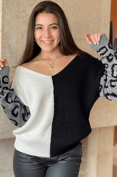 Sueter bicolor cuello amplio detalle jaguar 3