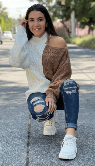 Sueter bicolor con trenza en hombro descubierto 2