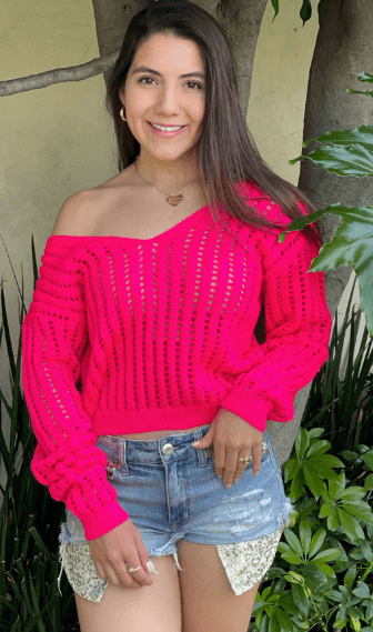 Sueter cuello V hoyos 5