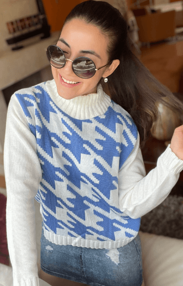 Sueter pata de gallo cuello alto