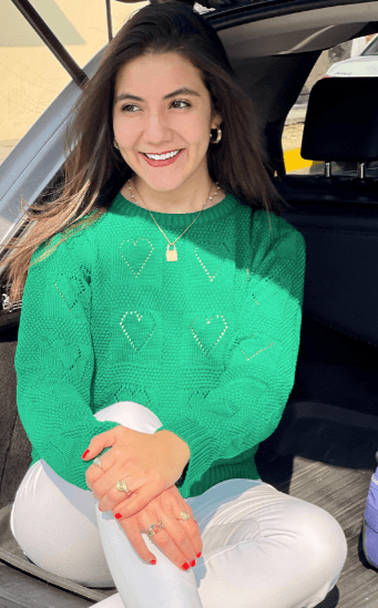 Sueter corazones hoyos 8