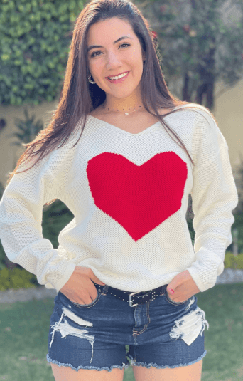 Sueter  corazon en pecho cuello V - Imagen 1