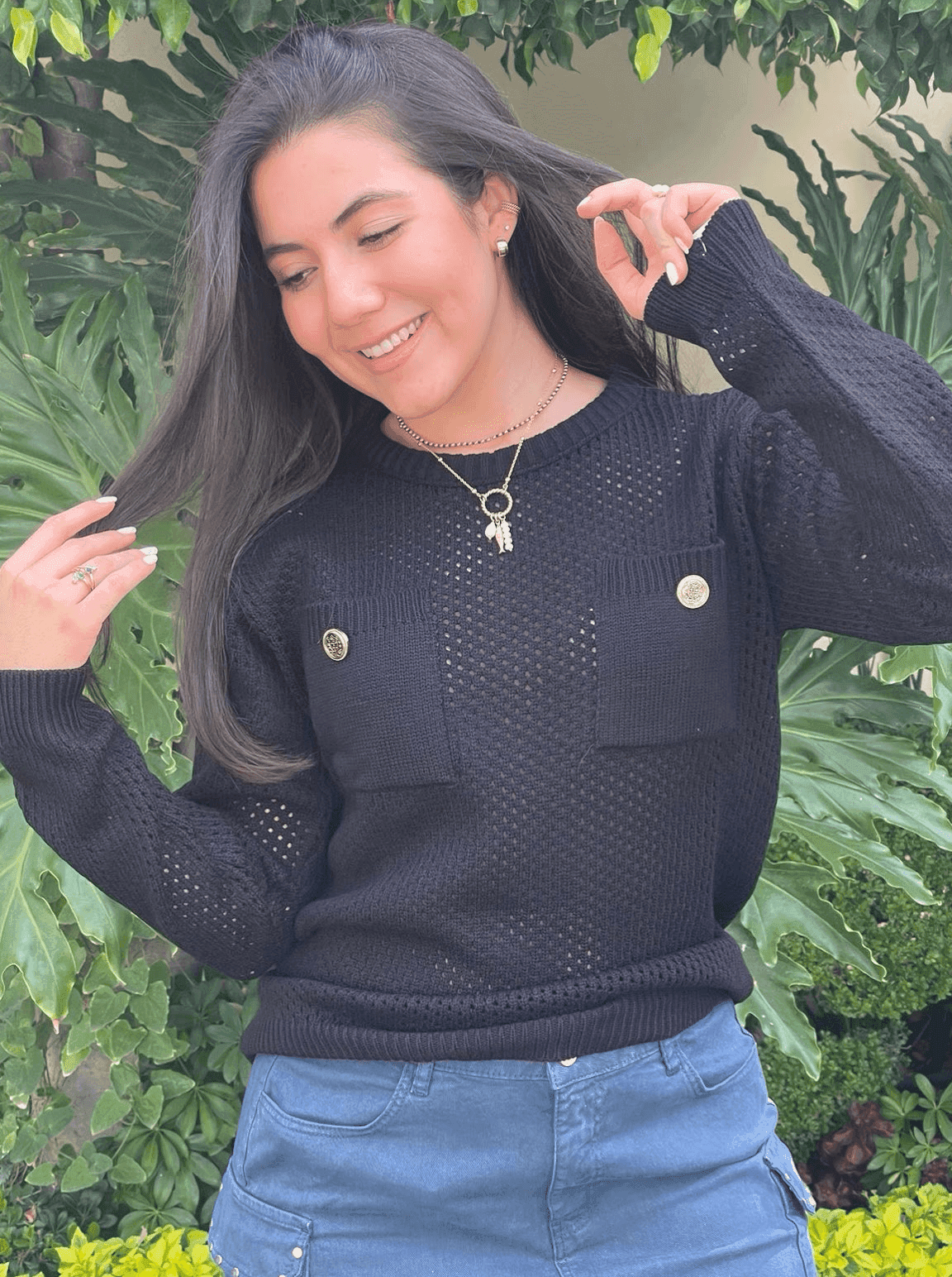 Sueter redondo con carteras 5